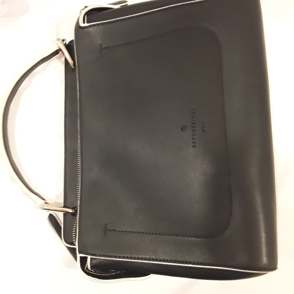 EXPRESSIONS NYC Bag Black Structured - Picture 5 of 8